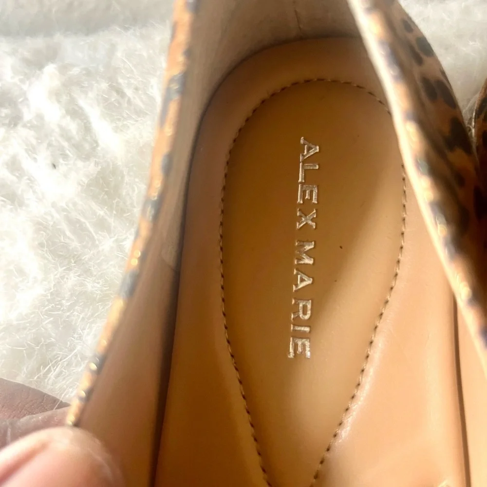 Alex Marie Barton Leopard Print Loafers Shoes Metallic Gold Women Size 8.5